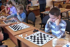 Первенство и блицтурниры по шахматам и шашкам