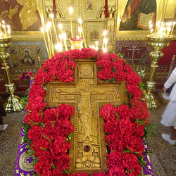 Православные празднуют Медовый Спас