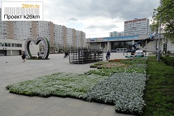 В Московском высадят 203 тысячи цветов