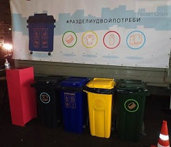 В Московском проходит экоакция по раздельному сбору мусора