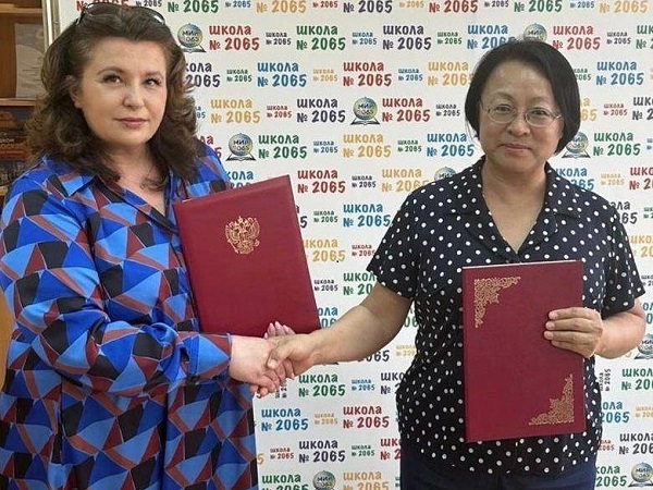 Школа №2065 подписала соглашение с учебным заведением КНР